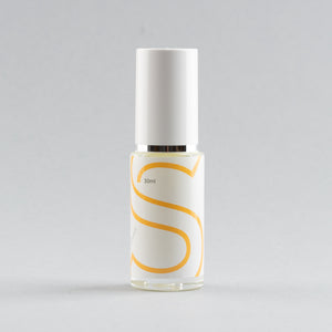 GFYS SERUM IN A WHITE BOTTLE WITH GFYS PACKAGING